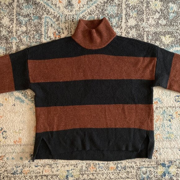 Abercrombie & Fitch Striped Turtleneck Sweater L - Picture 8 of 9